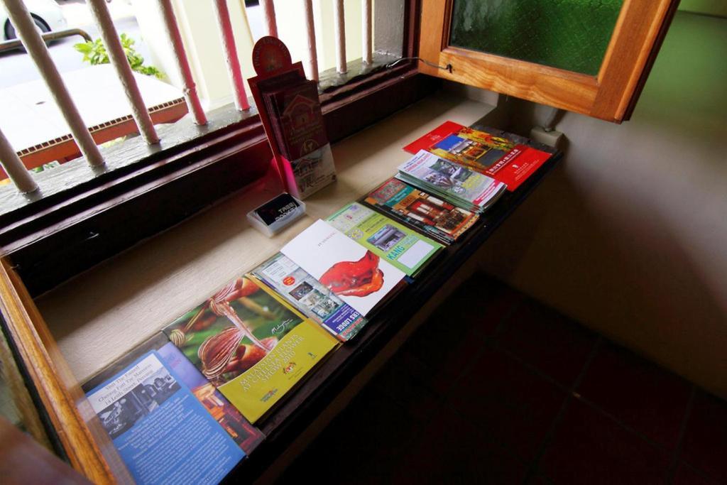 Red Inn Heritage Guest House ジョージタウン エクステリア 写真